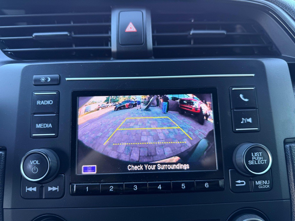 2019 Honda Civic Image 26