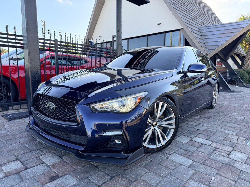 2021 INFINITI Q50 Image 1