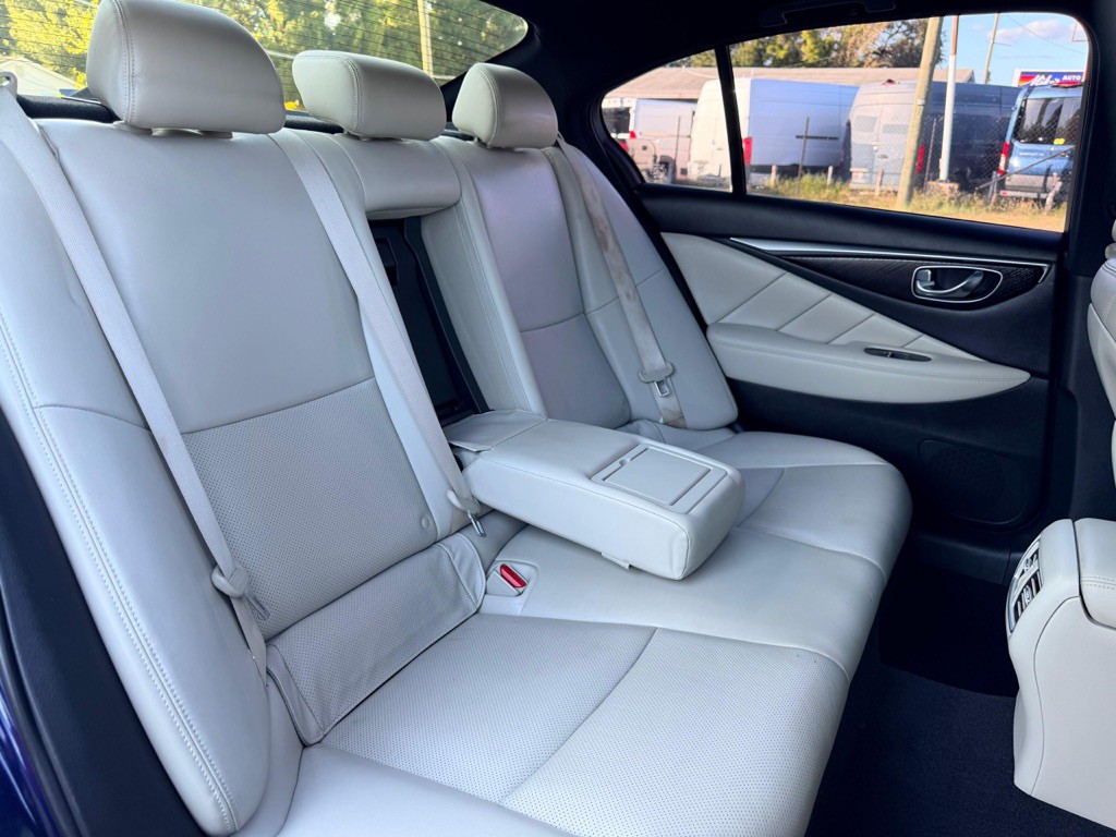 2021 INFINITI Q50 Image 18