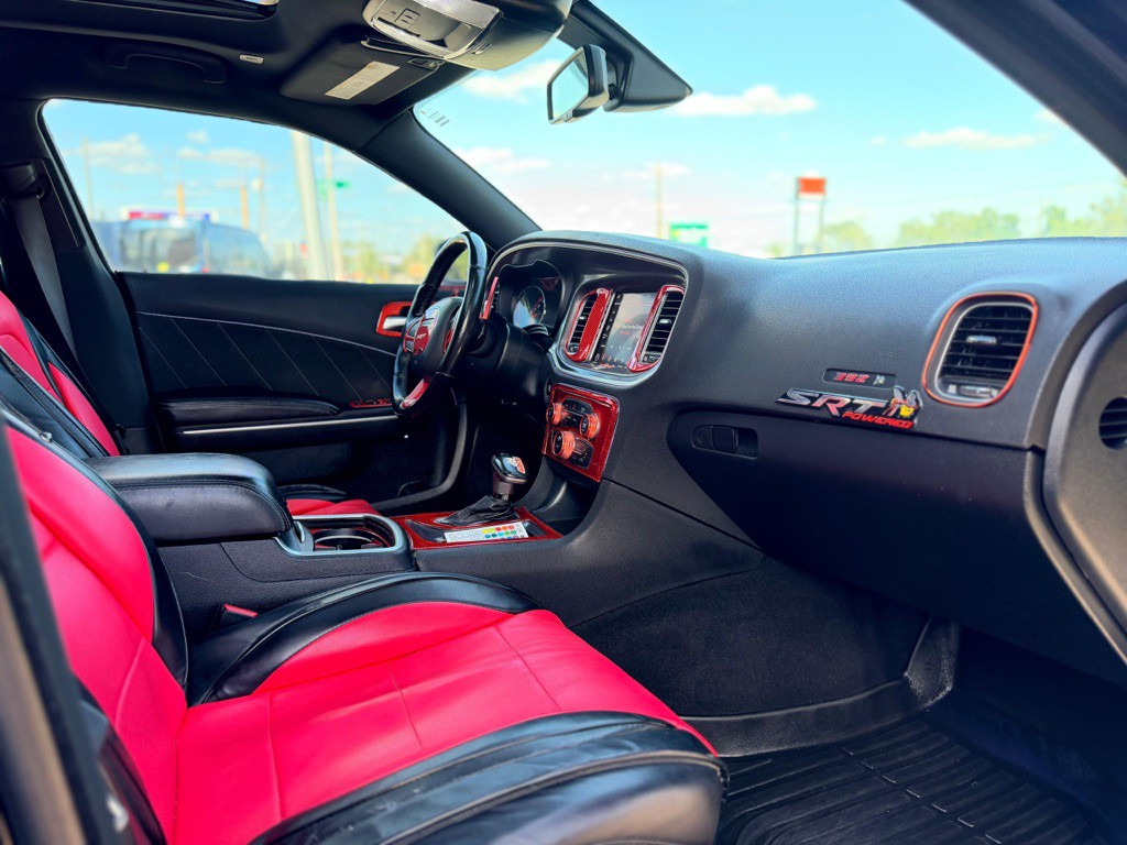 2020 Dodge Charger Image 18