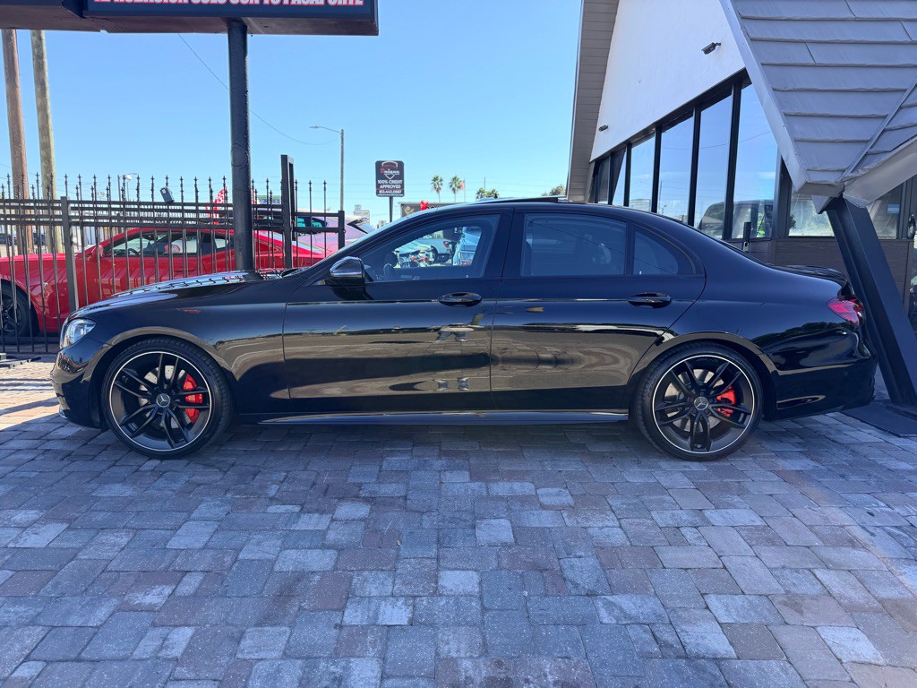 2022 Mercedes-Benz E-Class Image 7