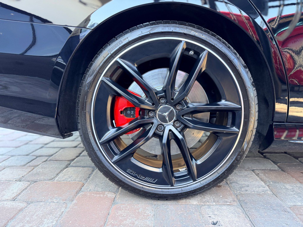 2022 Mercedes-Benz E-Class Image 12