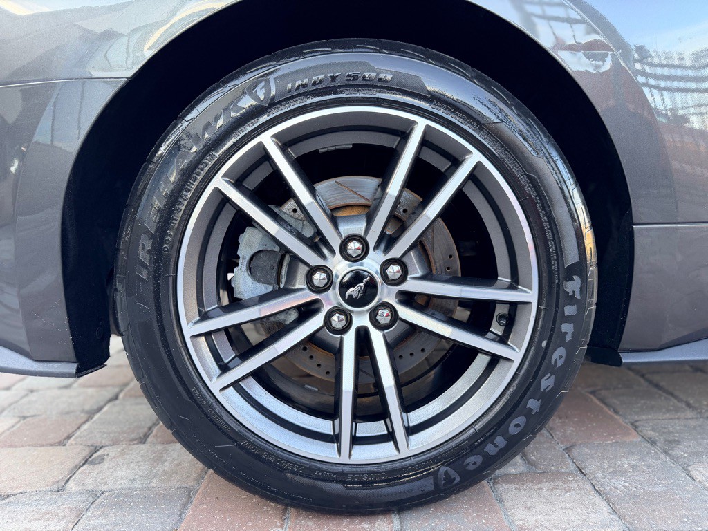 2017 Ford Mustang Image 10