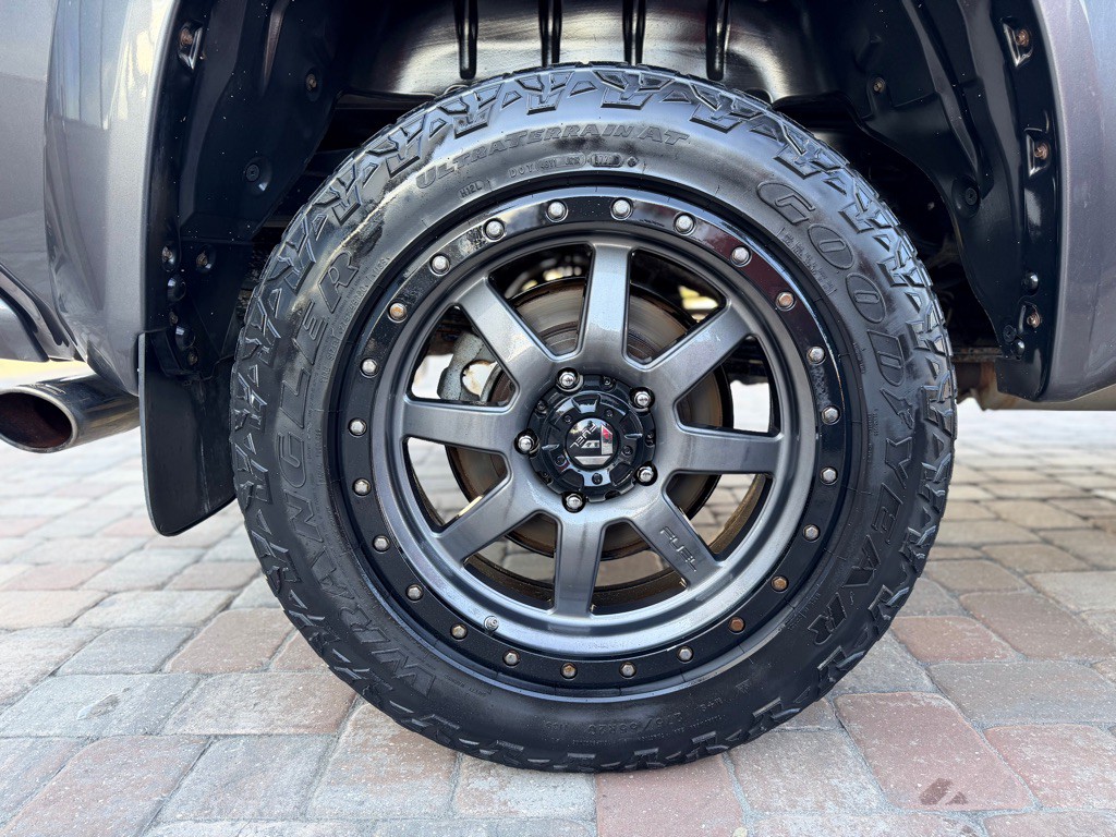 2014 Toyota Tundra Image 9