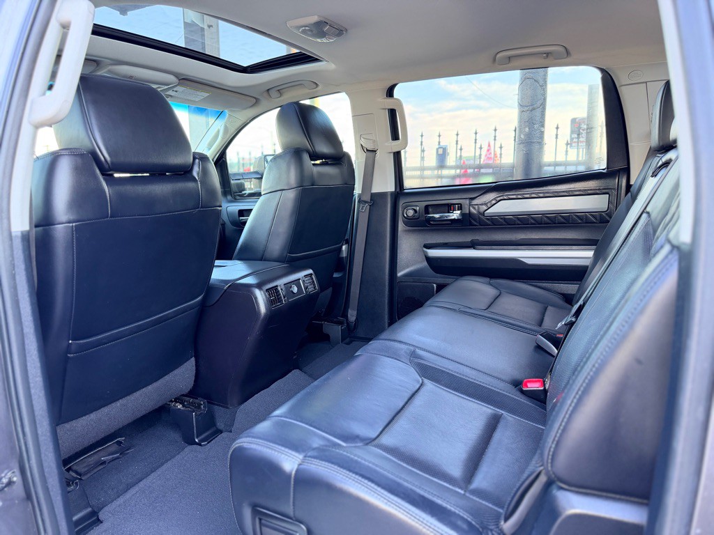 2014 Toyota Tundra Image 16