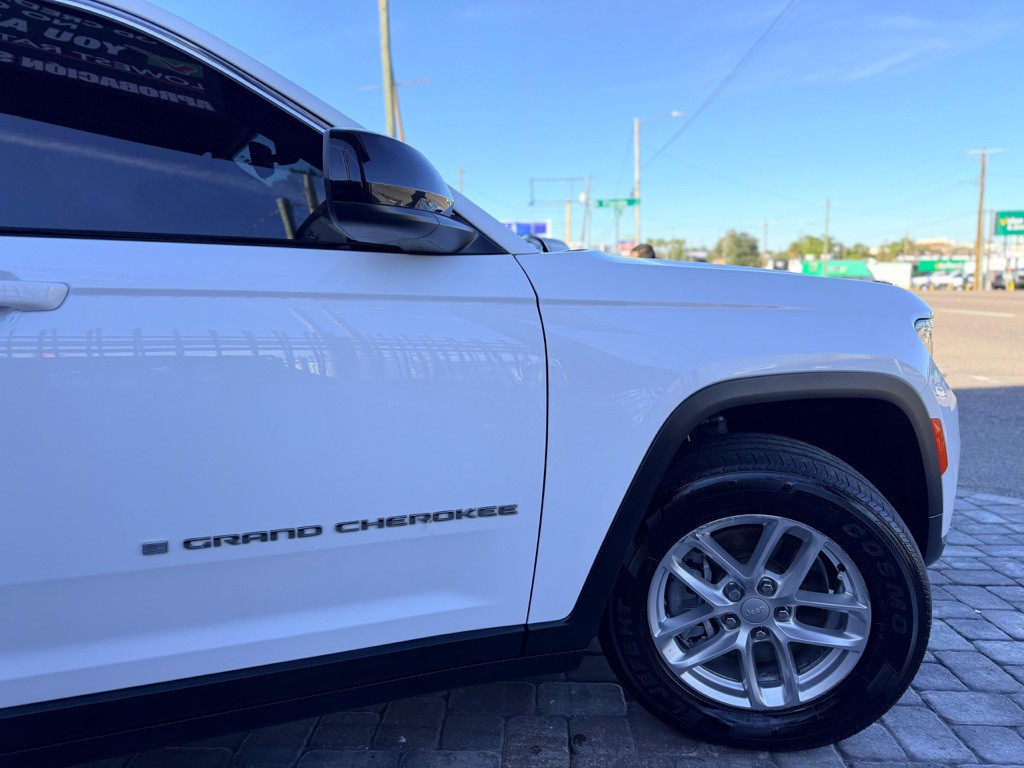 2022 Jeep Grand Cherokee Image 30