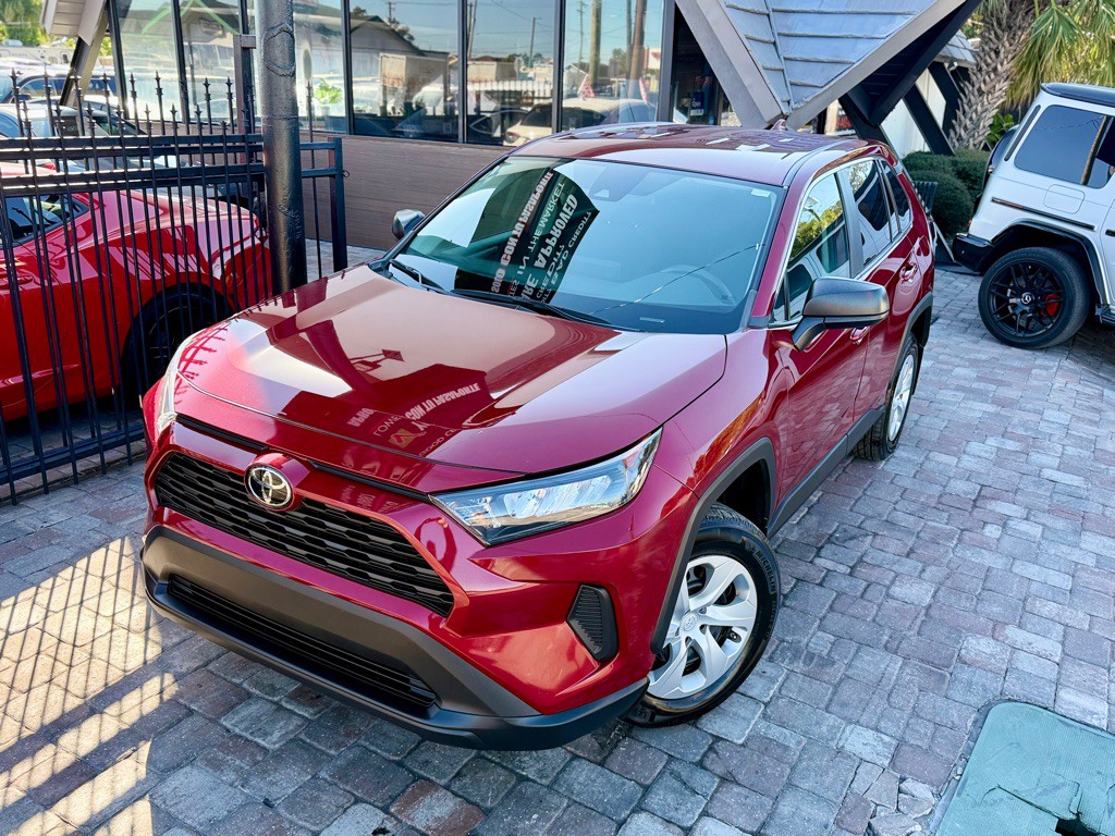 2022 Toyota Rav4 Image 2