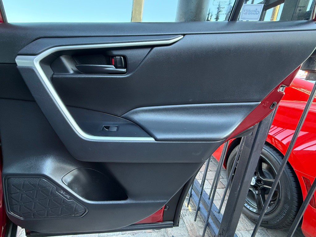 2022 Toyota Rav4 Image 28