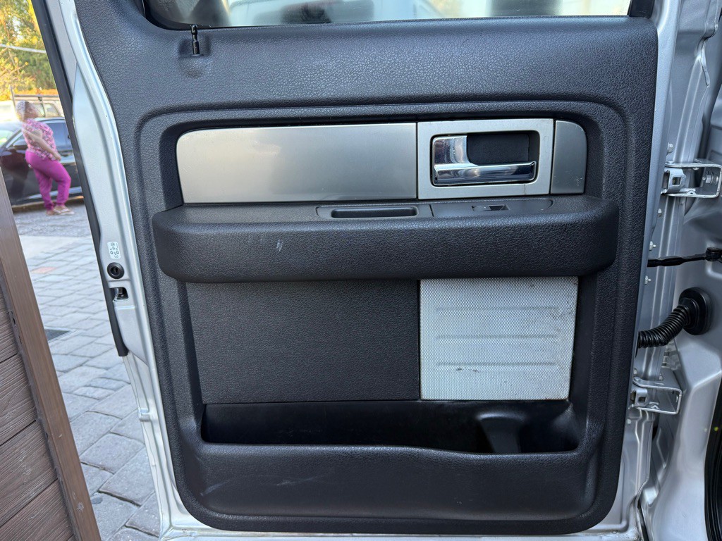 2013 Ford F-150 Image 23