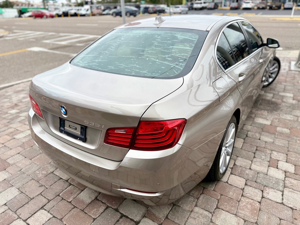 2016 BMW 5 Series Image 2