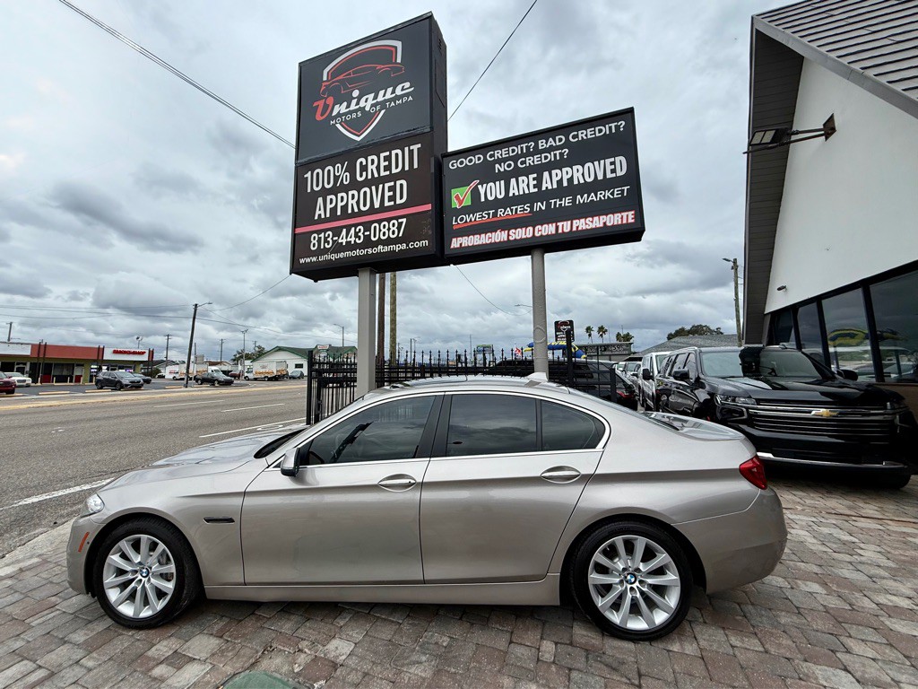 2016 BMW 5 Series Image 6