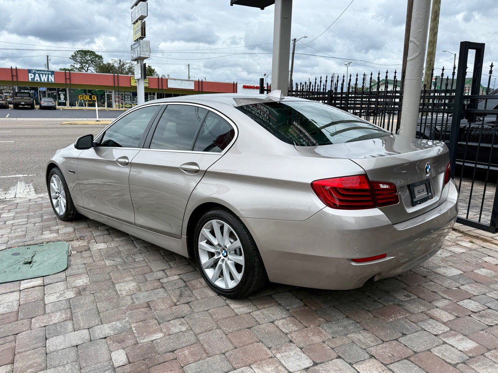2016 BMW 5 Series Image 7