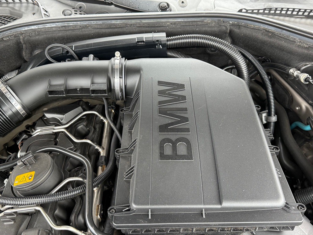 2016 BMW 5 Series Image 20