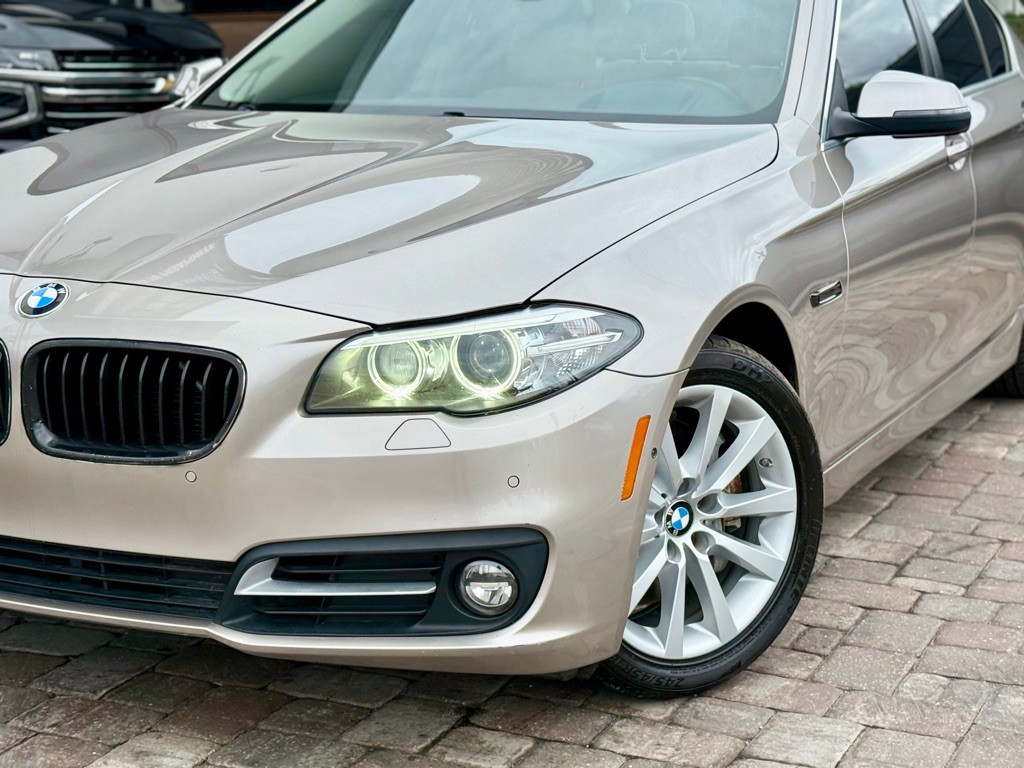 2016 BMW 5 Series Image 22