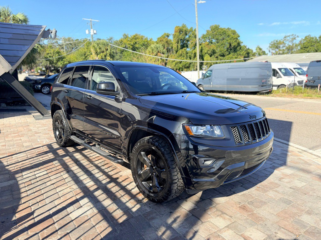 2015 Jeep Grand Cherokee Image 2