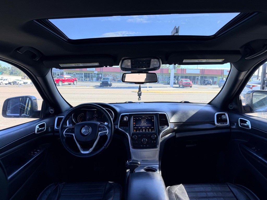 2015 Jeep Grand Cherokee Image 15