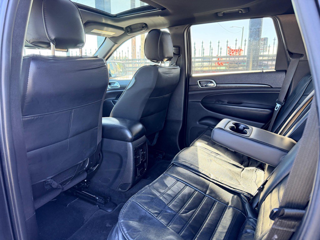 2015 Jeep Grand Cherokee Image 17