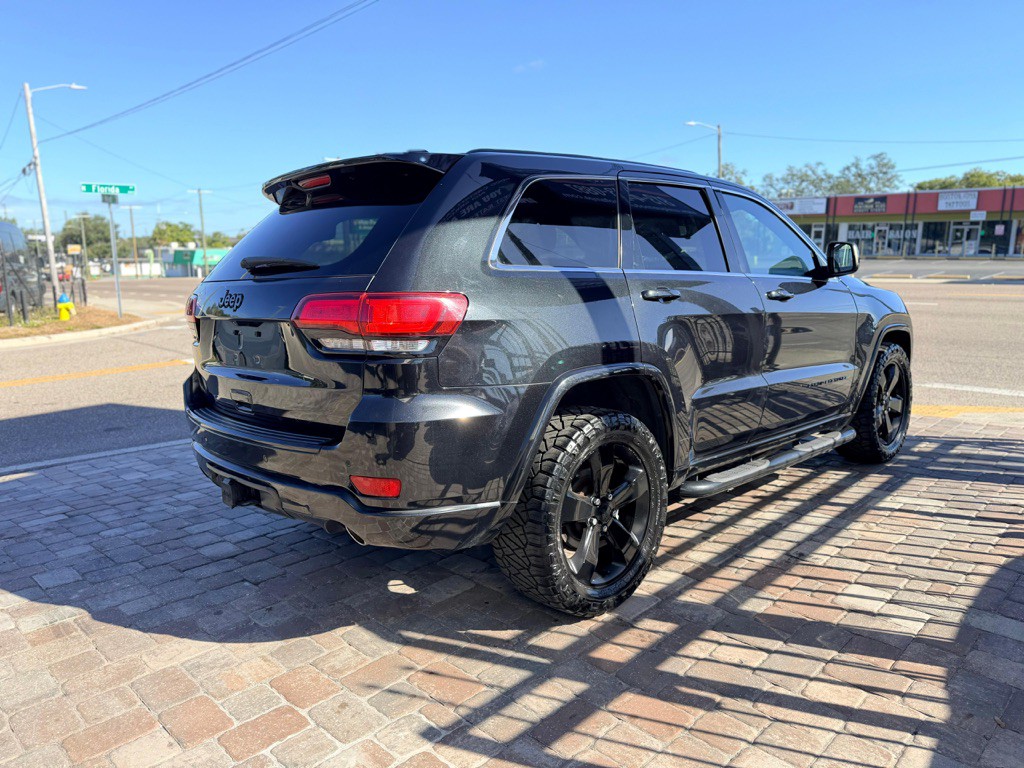 2015 Jeep Grand Cherokee Image 25