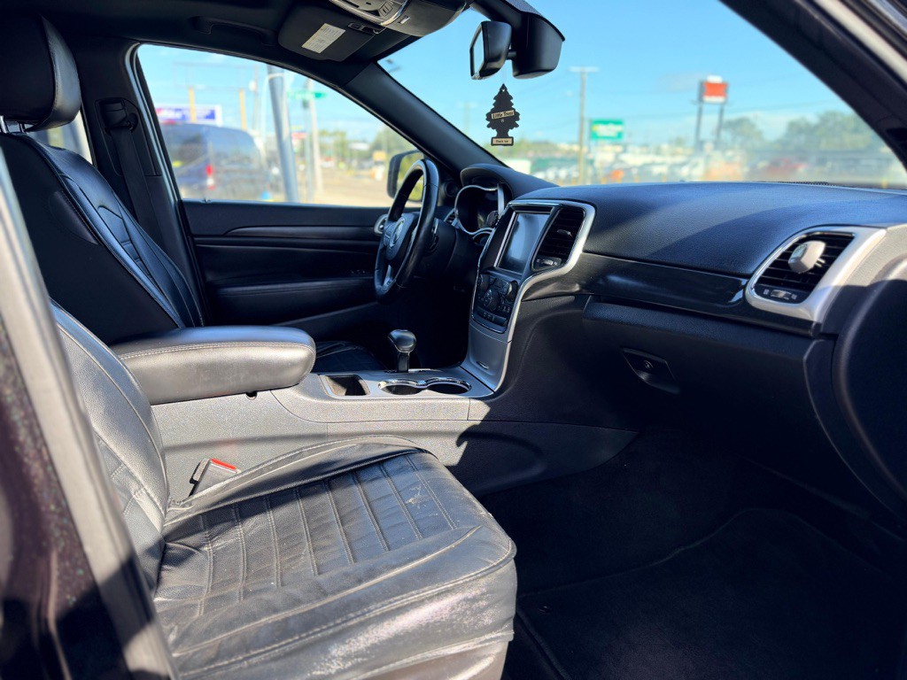 2015 Jeep Grand Cherokee Image 28