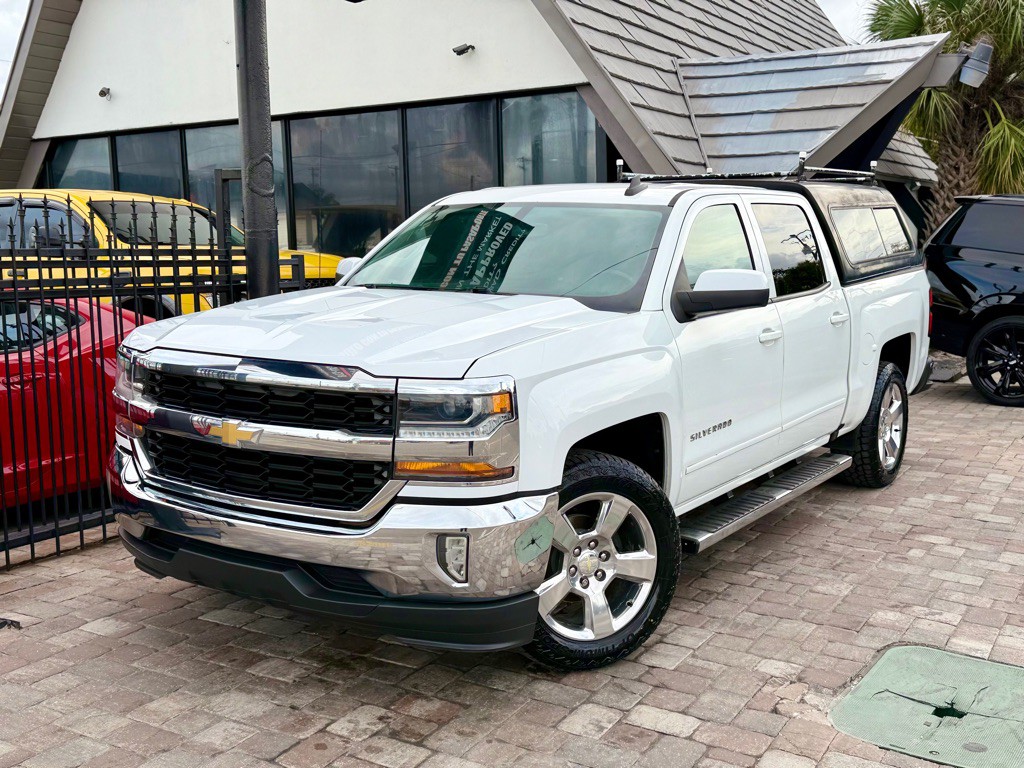 2017 Chevrolet Silverado 1500 Image 1