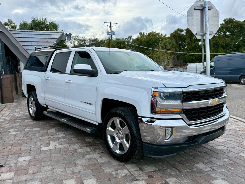 2017 Chevrolet Silverado 1500 Image 2