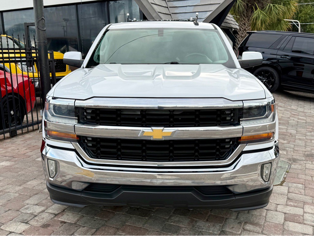 2017 Chevrolet Silverado 1500 Image 3