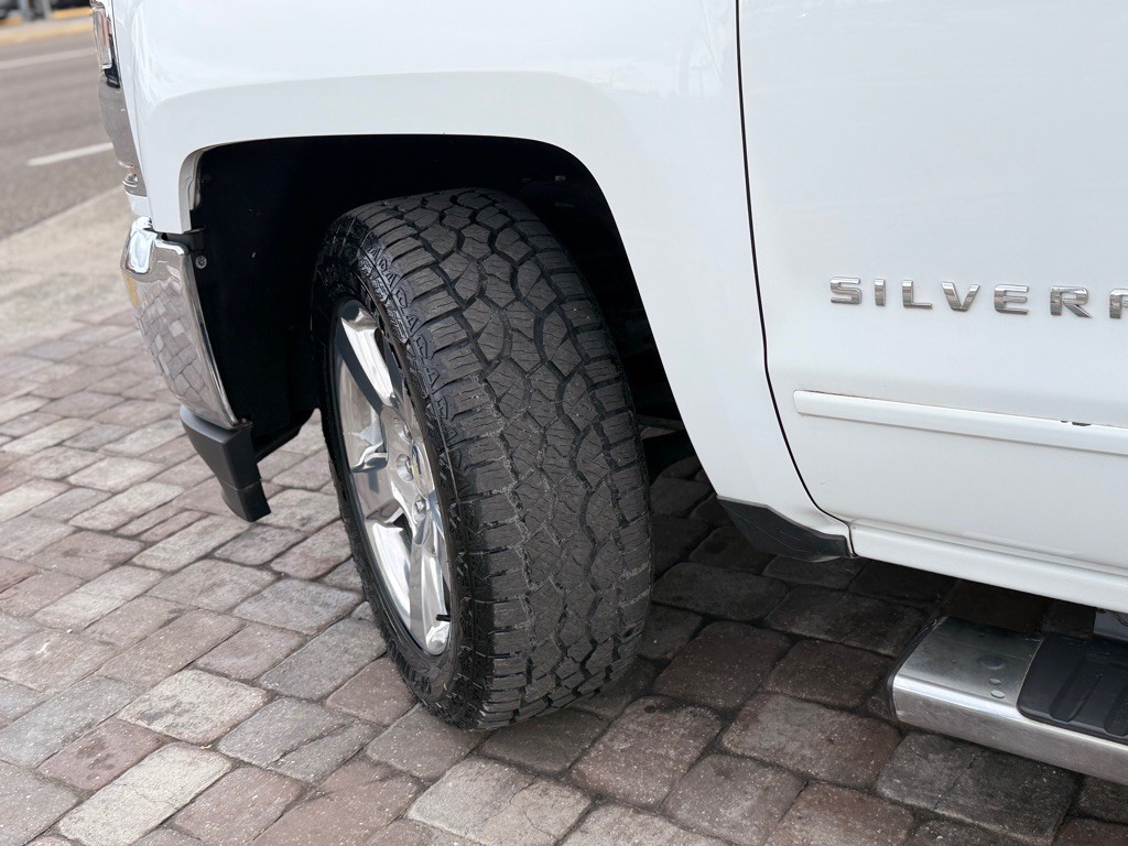 2017 Chevrolet Silverado 1500 Image 9