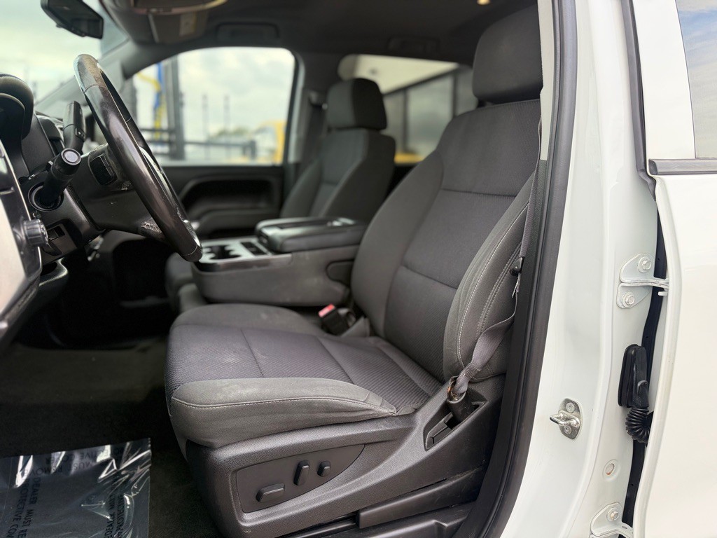 2017 Chevrolet Silverado 1500 Image 11