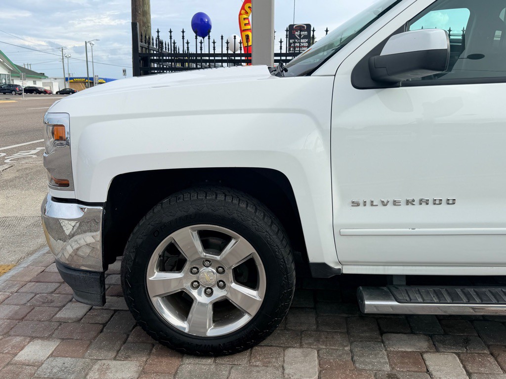 2017 Chevrolet Silverado 1500 Image 25