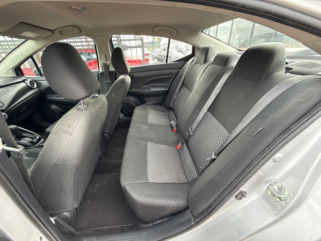 2021 Nissan Versa Image 16
