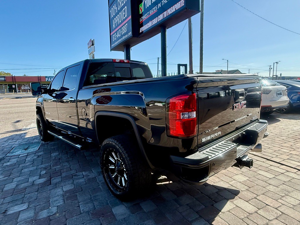 2019 GMC Sierra Image 7