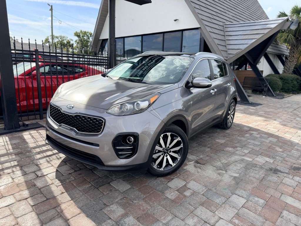 2017 Kia Sportage Image 1