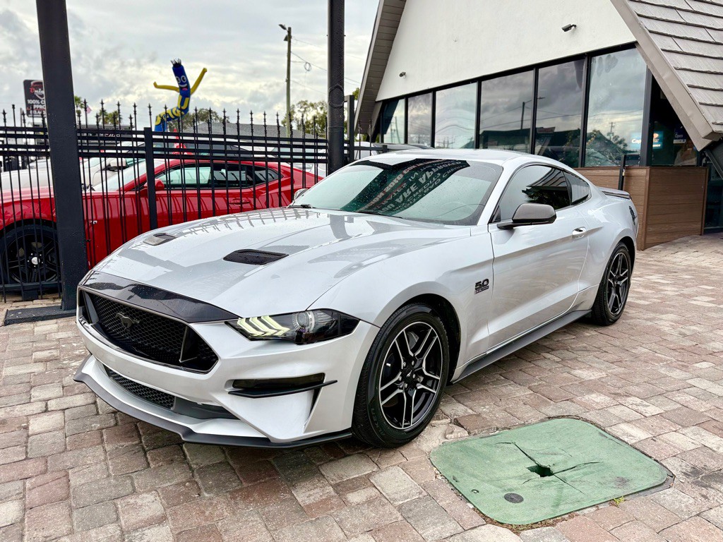 2019 Ford Mustang Image 5