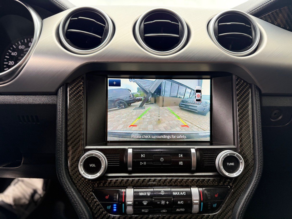 2019 Ford Mustang Image 16