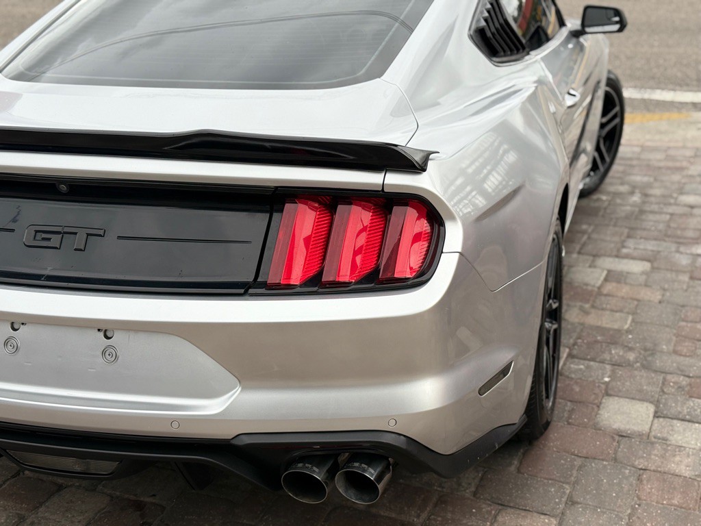 2019 Ford Mustang Image 28