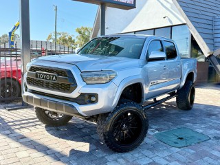 Image for 2019 Toyota Tacoma DOUBLE CAB SR5 ID: 7089104