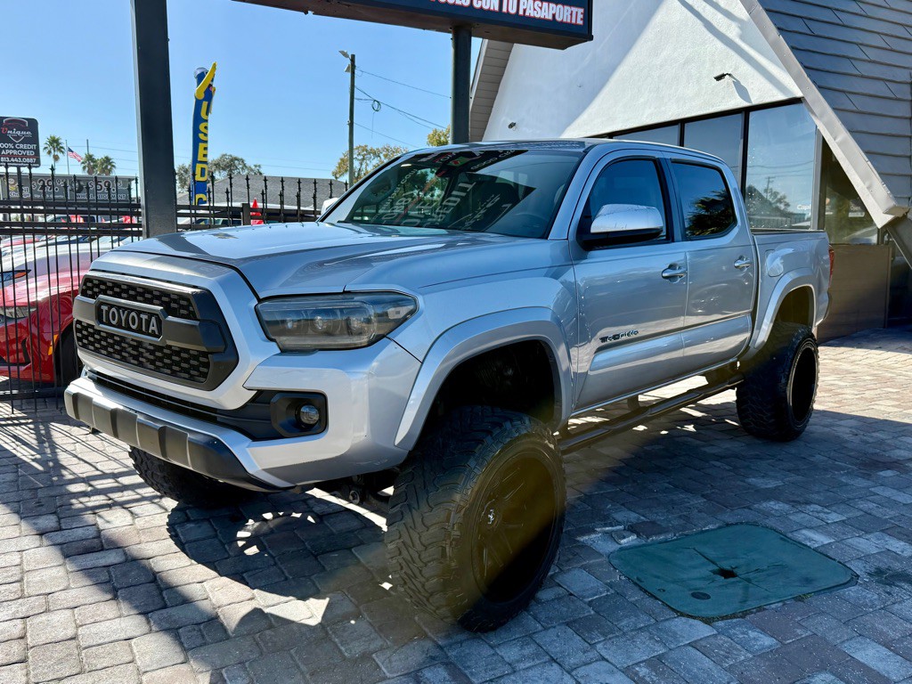 2019 Toyota Tacoma Image 5