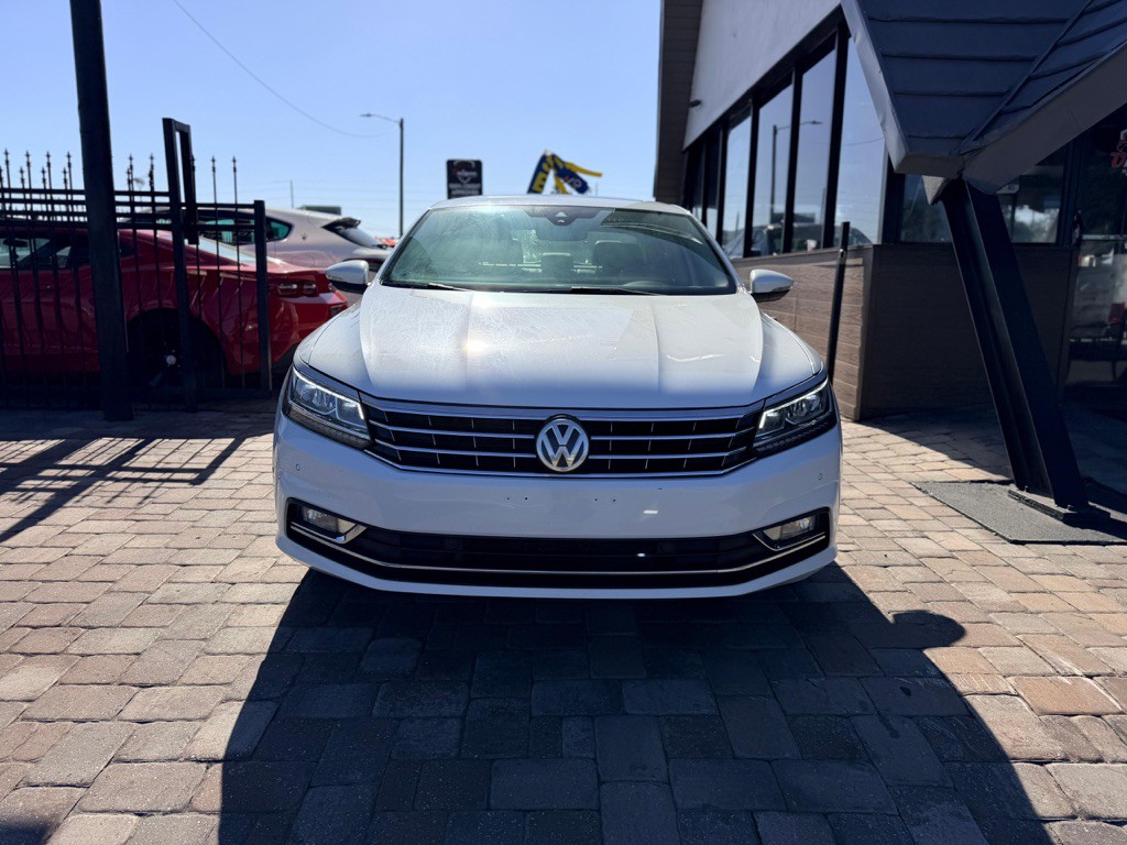 2016 Volkswagen Passat Image 3