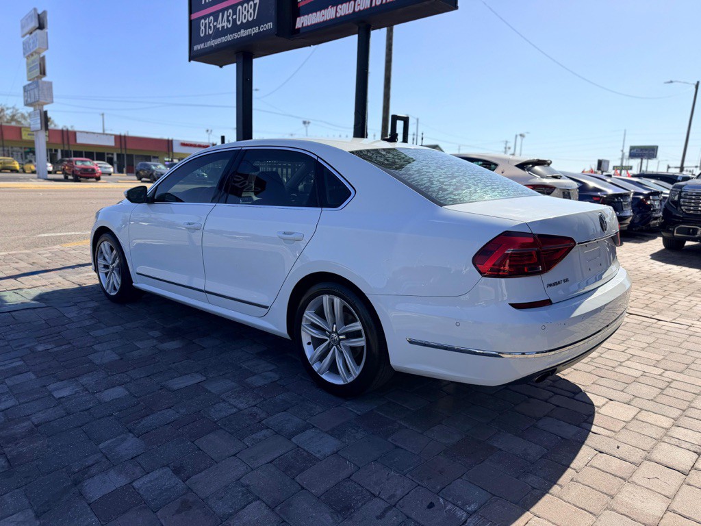 2016 Volkswagen Passat Image 5