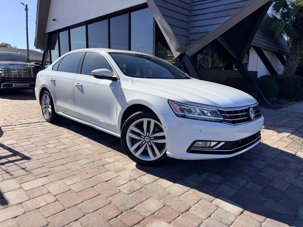 2016 Volkswagen Passat Image 23
