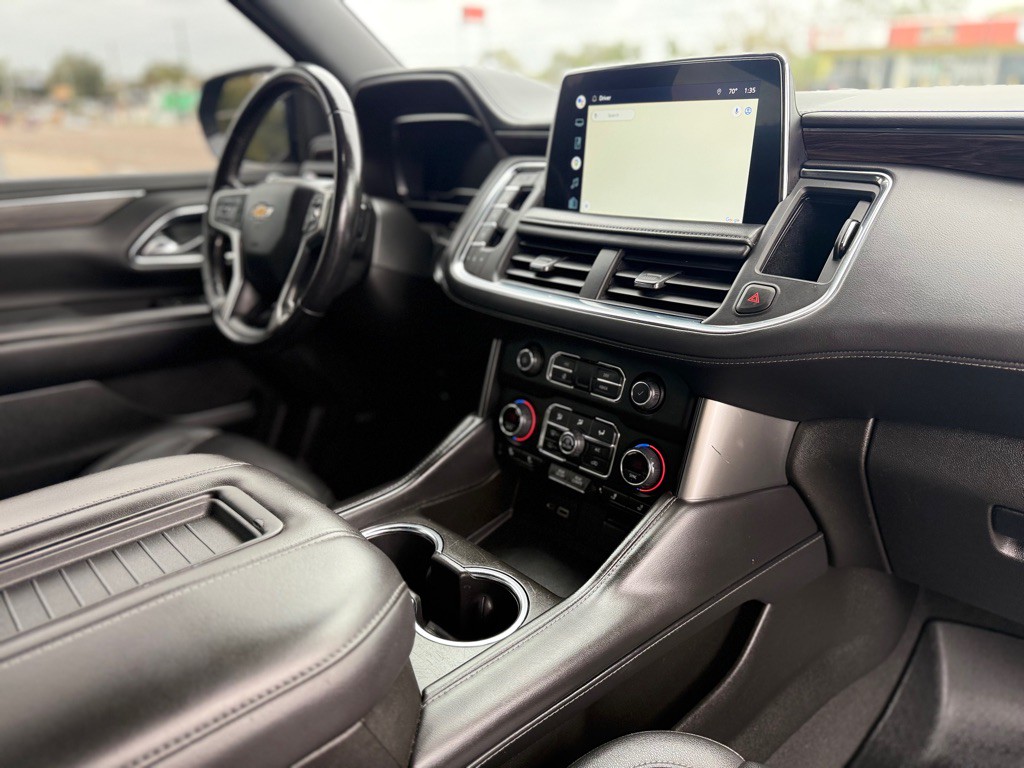 2022 Chevrolet Suburban Image 22