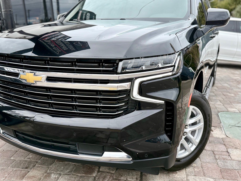 2022 Chevrolet Suburban Image 23