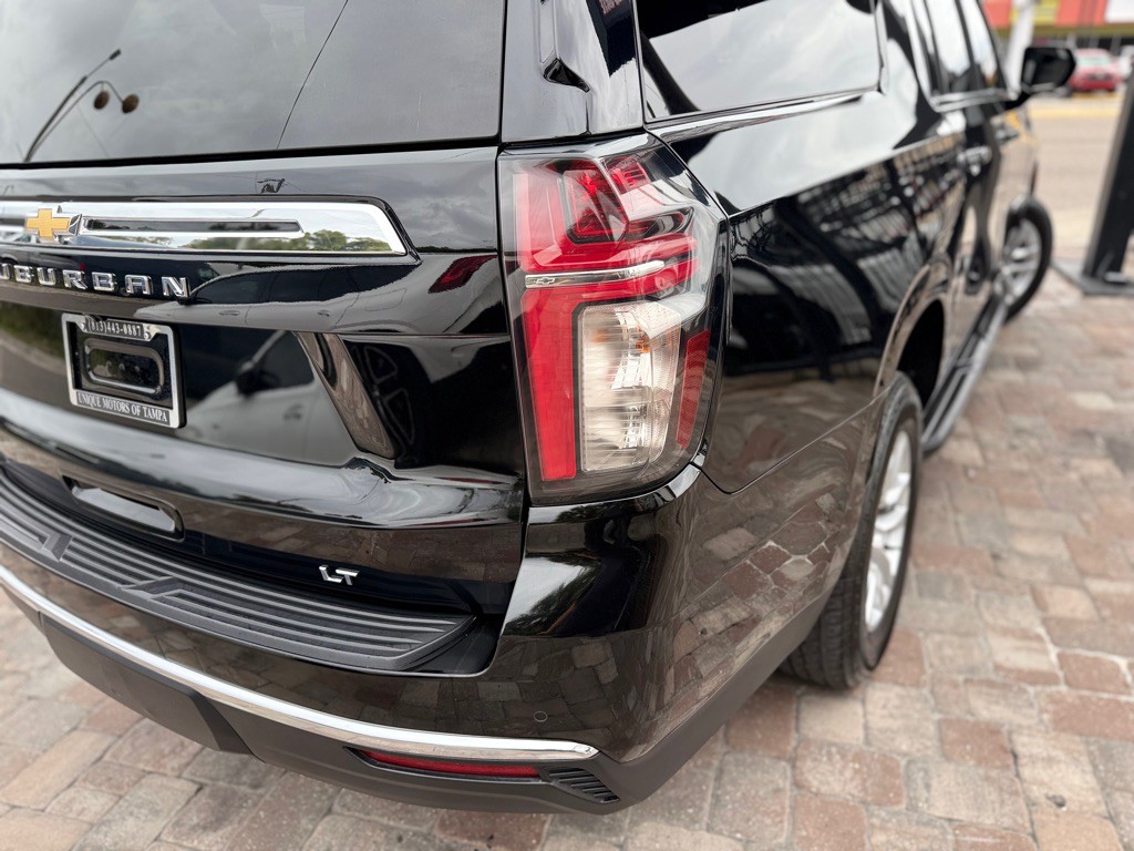 2022 Chevrolet Suburban Image 24