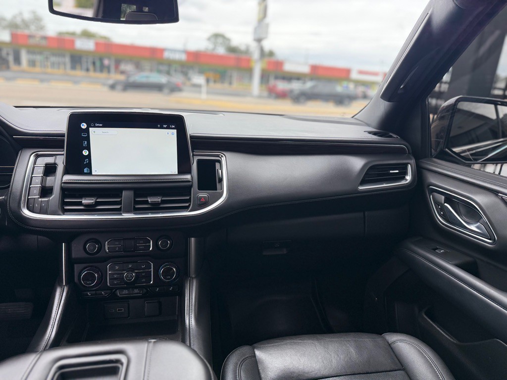 2022 Chevrolet Suburban Image 35