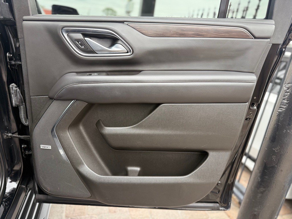 2022 Chevrolet Suburban Image 38