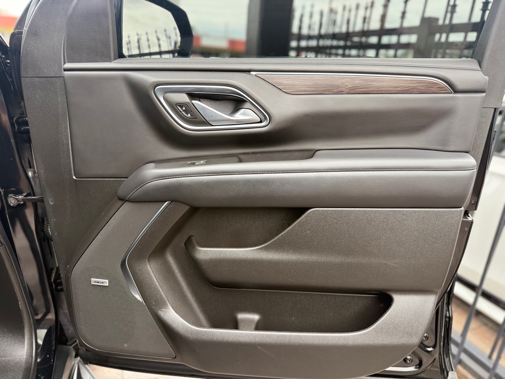 2022 Chevrolet Suburban Image 39