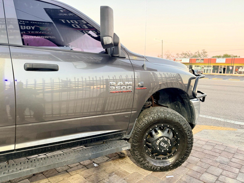 2014 RAM 3500 Image 14