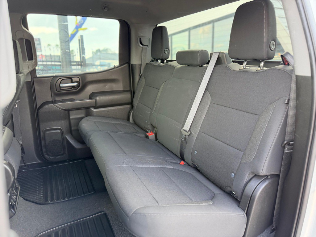 2021 Chevrolet Silverado 1500 Image 16