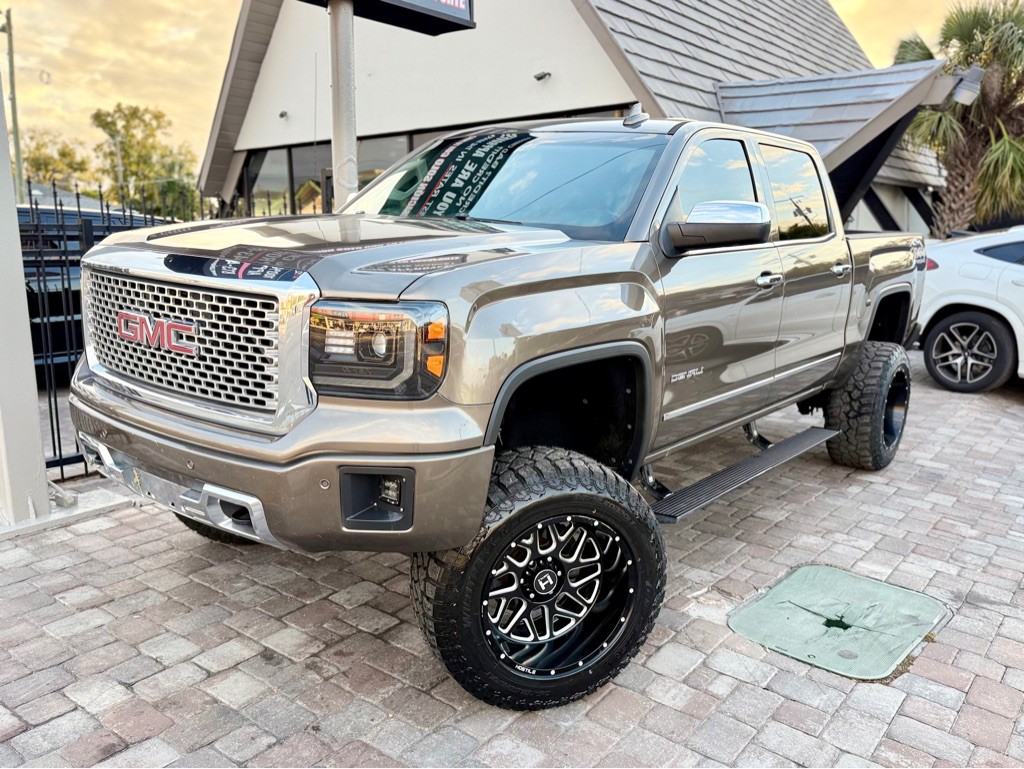 2015 GMC Sierra Image 1
