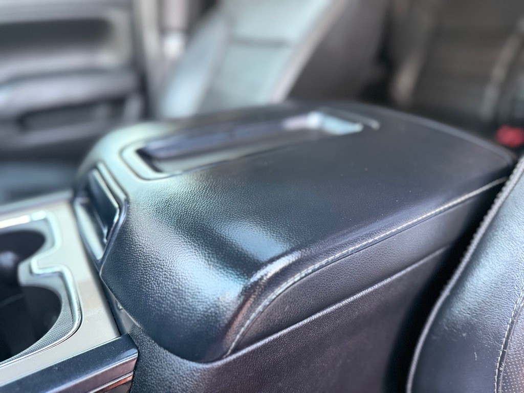 2015 GMC Sierra Image 16